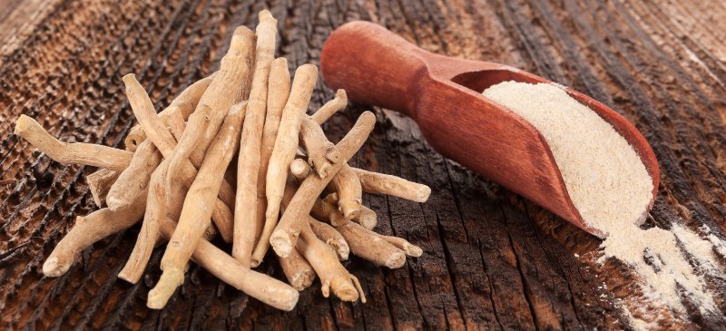 11 Ashwagandha Benefits for the Brain, Thyroid & Even Muscles (!)